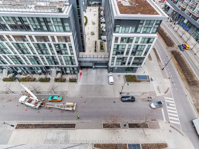 Additional image 24 of 170 Fort York Blvd Unit 1208