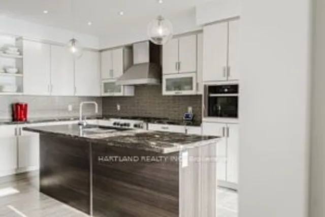 Additional image 15 of 40 ALDGATE Ave