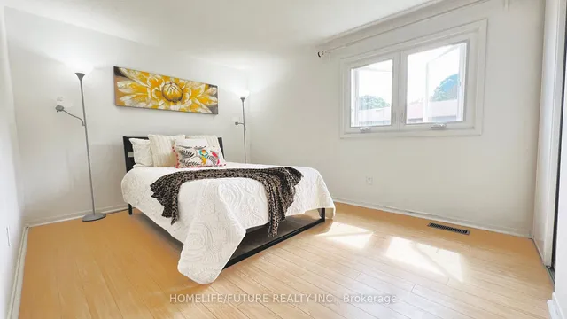 Additional image 21 of 16 Newington Cres