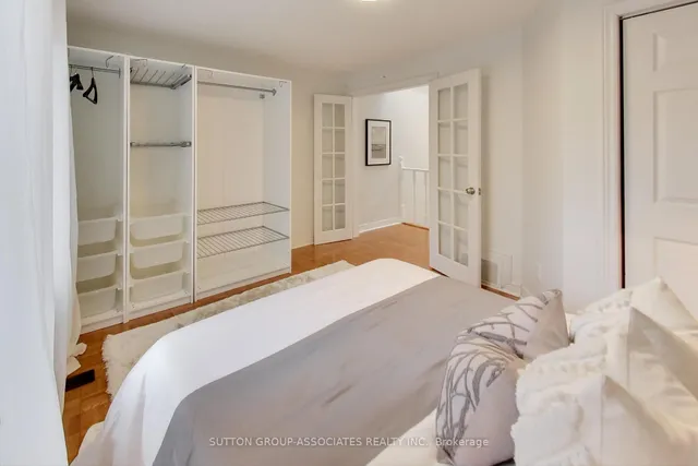 Additional image 29 of 100 Winnett Ave