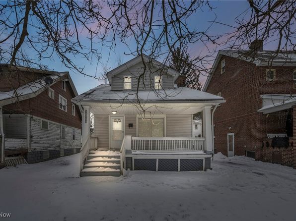 12710 Holborn Ave, Cleveland, OH 44105
