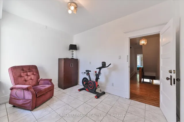 Additional image 22 of 159 Glendale Ave