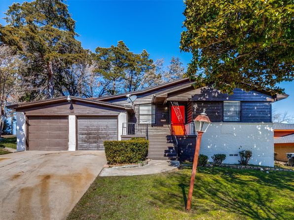 1461 Autumn Leaves Trl, Dallas, TX 75241