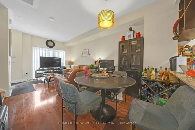 Additional image 11 of 310 Village Green Sq Unit 14