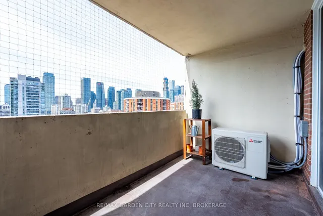 Additional image 21 of 40 Homewood Ave Unit 1903