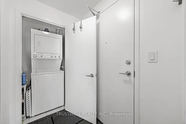 Additional image 14 of 66 Forest Manor Rd Unit 2513