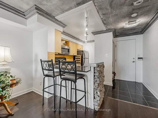 Additional image 7 of 323 Richmond St Unit 908