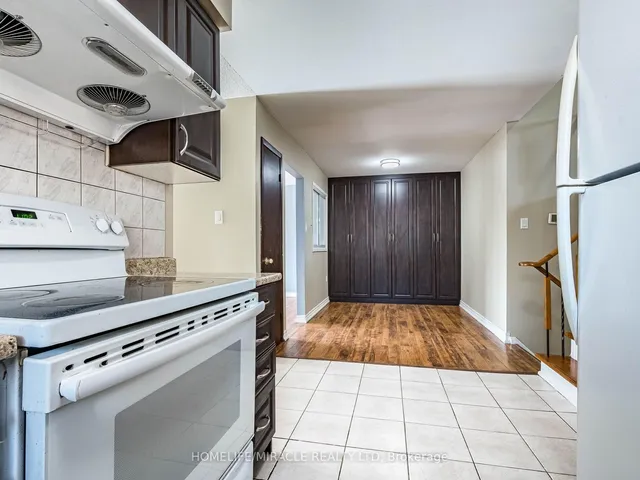 Additional image 12 of 10 Madison St