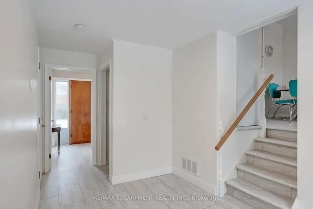 Additional image 30 of 368 East Side Cres