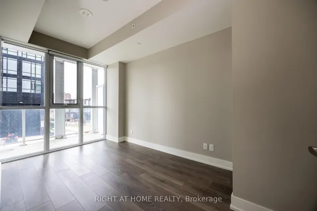 Additional image 16 of 180 Fairview Mall Dr Unit 205