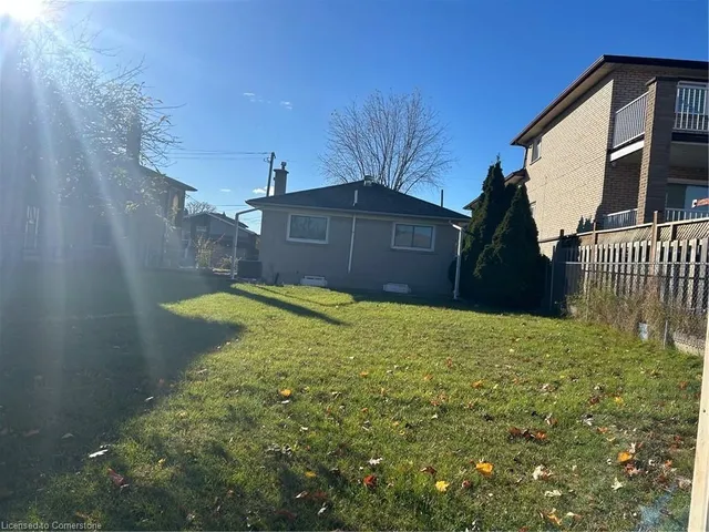 Additional image 3 of 57 Apted Ave
