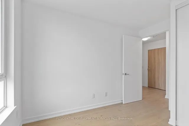 Additional image 13 of 3100 Keele St Unit 1203