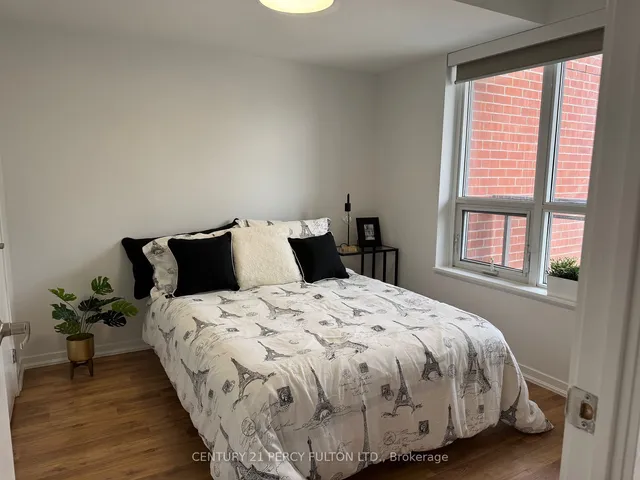 Additional image 18 of 38 Joe Shuster Way Unit 727