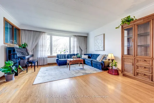 Additional image 4 of 6 Hartsdale Dr