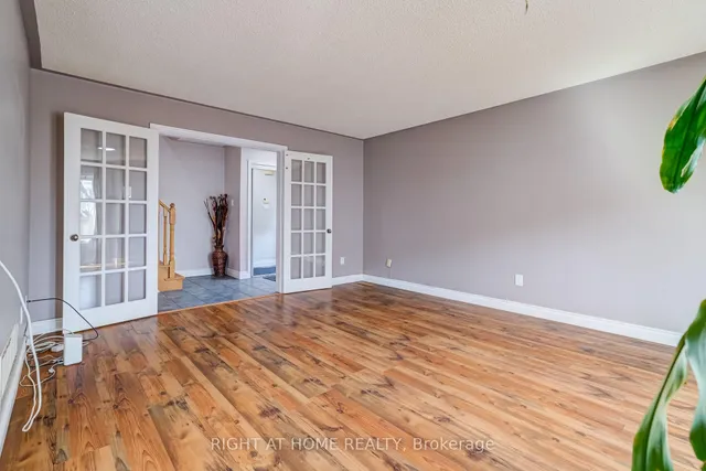 Additional image 7 of 167 Ural Circ