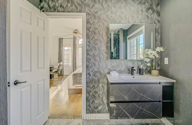 Additional image 36 of 174 Bayhampton Dr