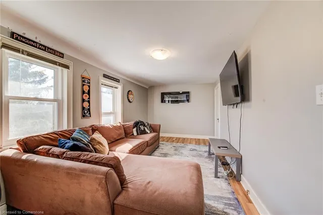 Additional image 32 of 326 Edwin St