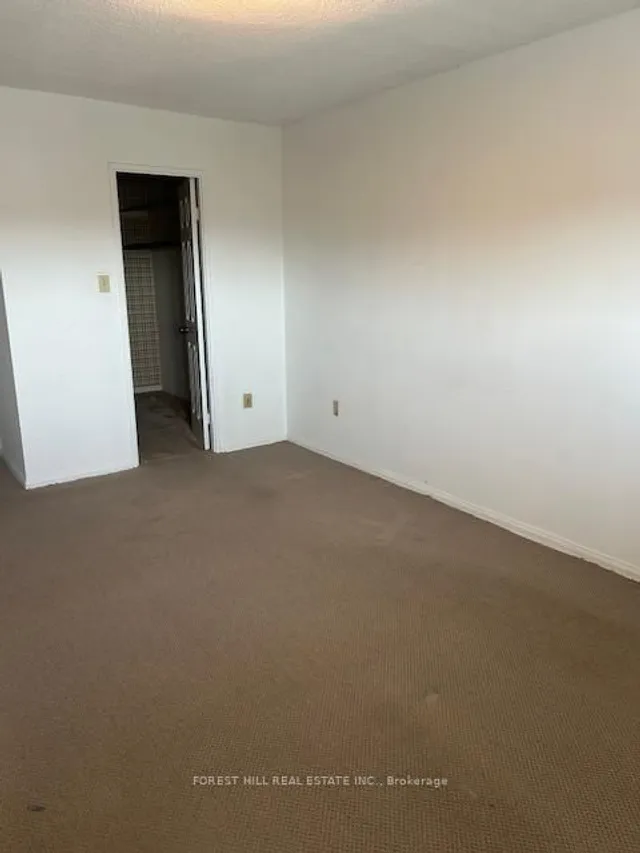 Additional image 16 of 3000 Bathurst St Unit 1106