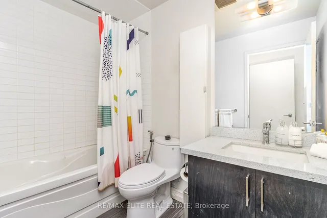 Additional image 17 of 201 Carlaw Ave Unit 412
