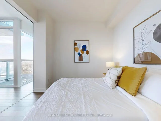 Additional image 21 of 290 Adelaide St Unit 3704