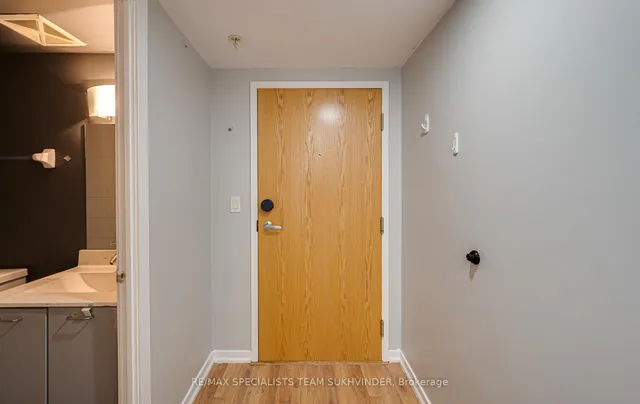 Additional image 5 of 20 Joe Shuster Way Unit 408