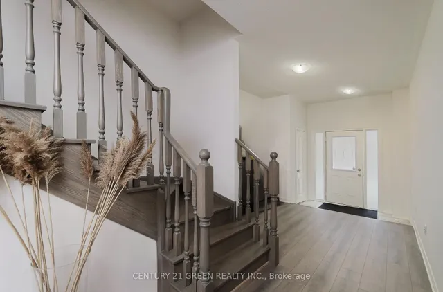 Additional image 7 of 467 Manhattan Common St