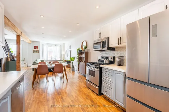 Additional image 8 of 71 Clyde St