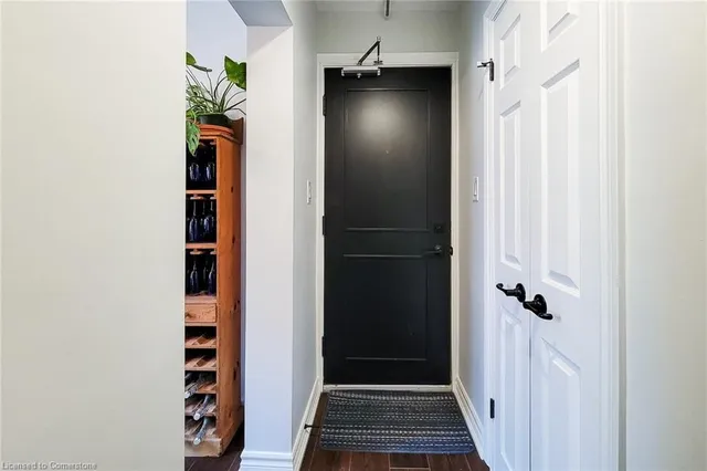 Additional image 17 of 1347 Lakeshore Rd Unit 37