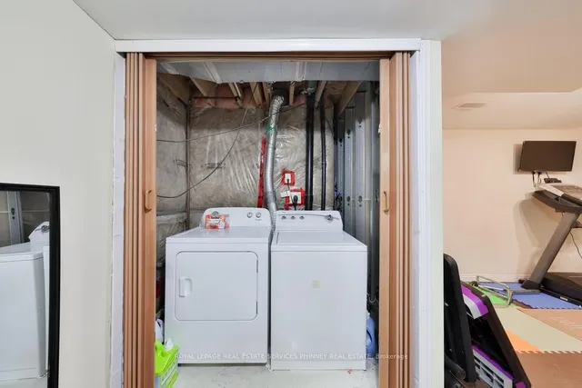 Additional image 37 of 92 Cedarbrook Rd