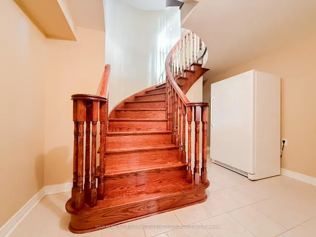 Additional image 24 of 3 Redearth Gate