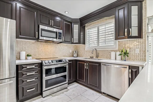 Additional image 14 of 67 River Oaks Blvd