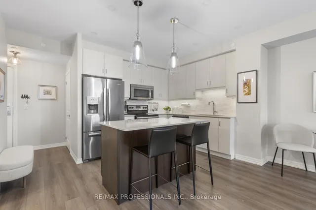 Additional image 2 of 3563 Lake Shore Blvd Unit 305