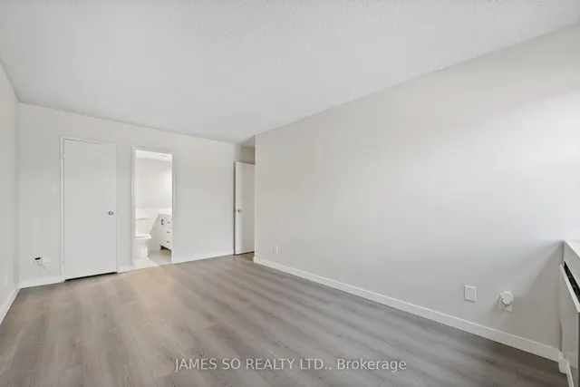 Additional image 16 of 20 Fashion Roseway N/A Unit 408