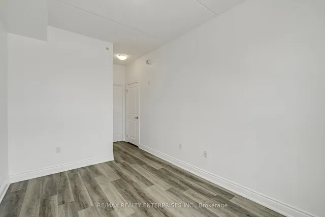 Additional image 5 of 640 Sauve St Unit 105