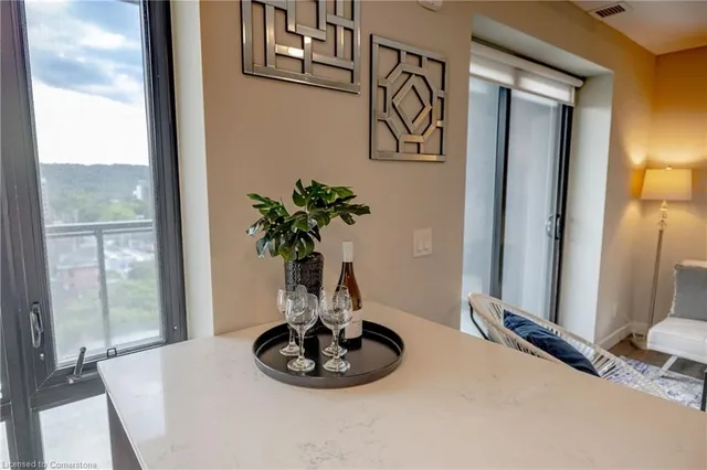 Additional image 13 of 15 Queen St Unit 902