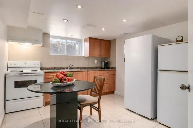 Additional image 20 of 48 Lester Ave