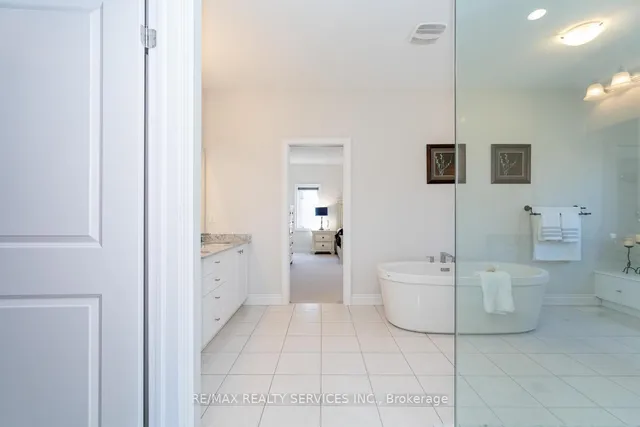 Additional image 33 of 945 PONDCLIFFE Crt
