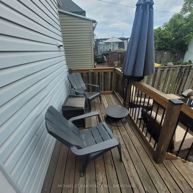 Additional image 39 of 158 Avondale St