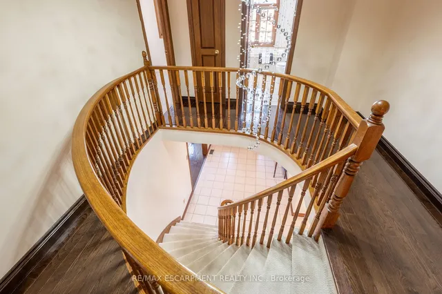 Additional image 23 of 7 Chert Ave