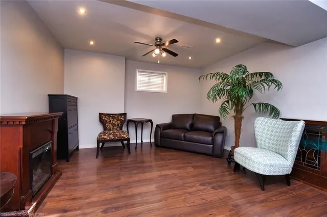 Additional image 33 of 47 Eringate Dr