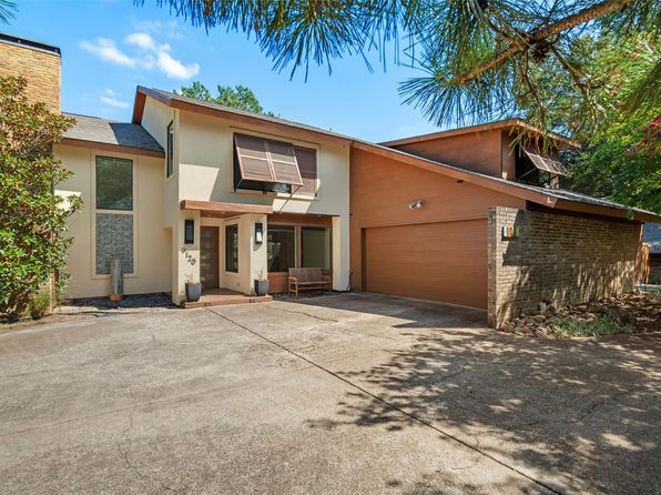 9120 Branch Hollow Dr, Dallas, TX 75243