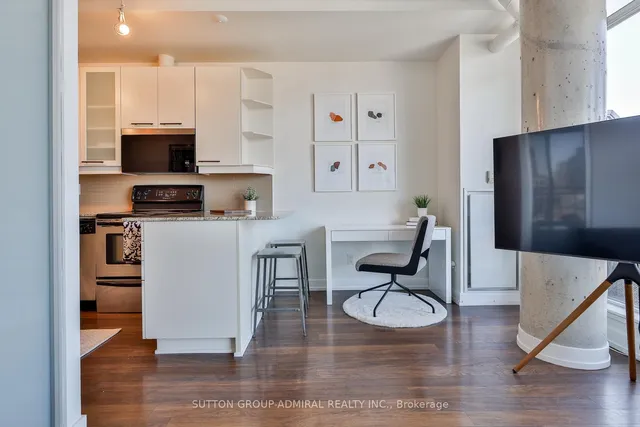 Additional image 11 of 66 Portland St Unit 807