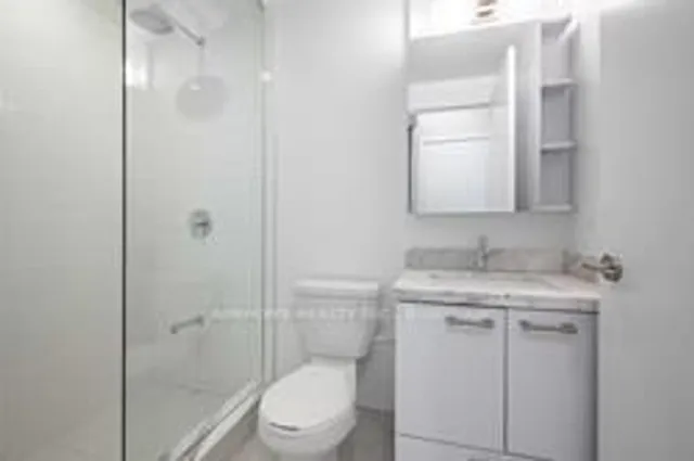 Additional image 6 of 2221 Yonge St Unit 2302
