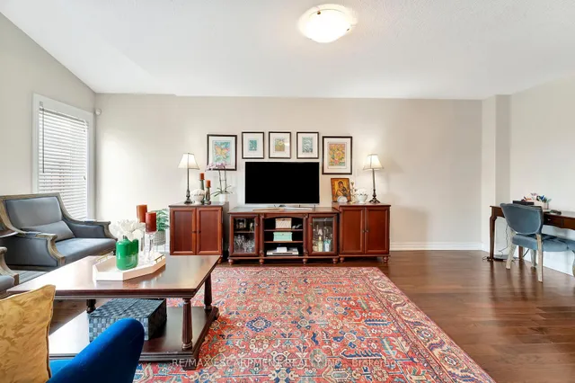 Additional image 15 of 19 COLORADO Blvd