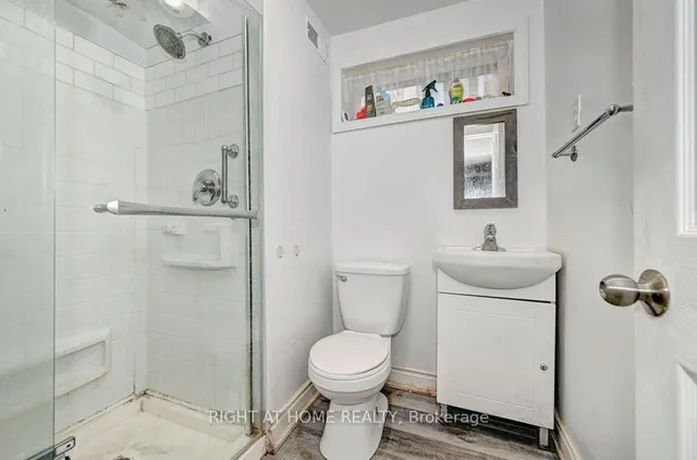 Additional image 27 of 58 Belwood Cres