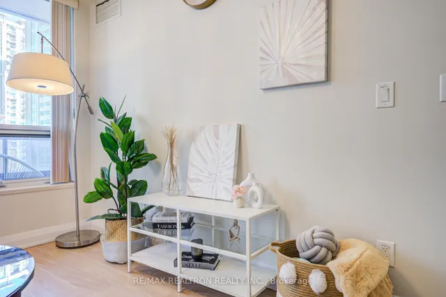 Additional image 17 of 2 Anndale Dr Unit 407