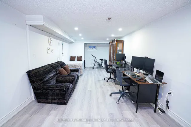 Additional image 32 of 88 Goldcrest Rd