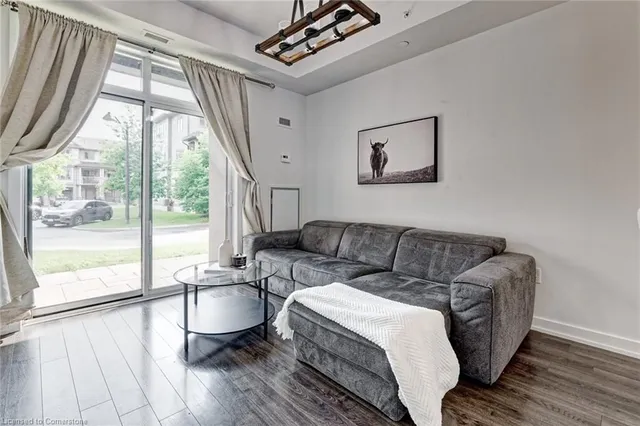 Additional image 13 of 35 Southshore Cres Unit 111