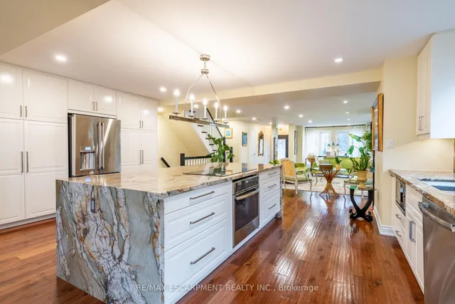 Additional image 12 of 91 Edgewater Dr