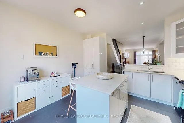 Additional image 16 of 89 Ruby Lang Lane